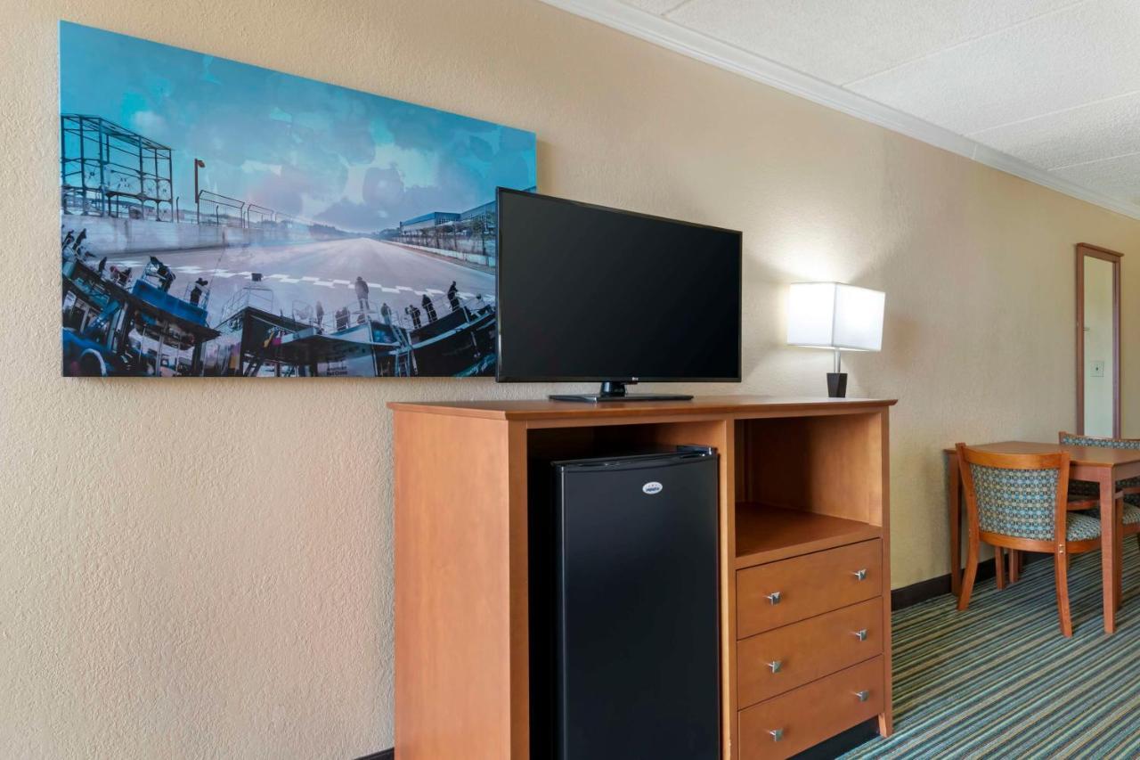 Best Western International Speedway Hotel Дейтона-Бич Экстерьер фото