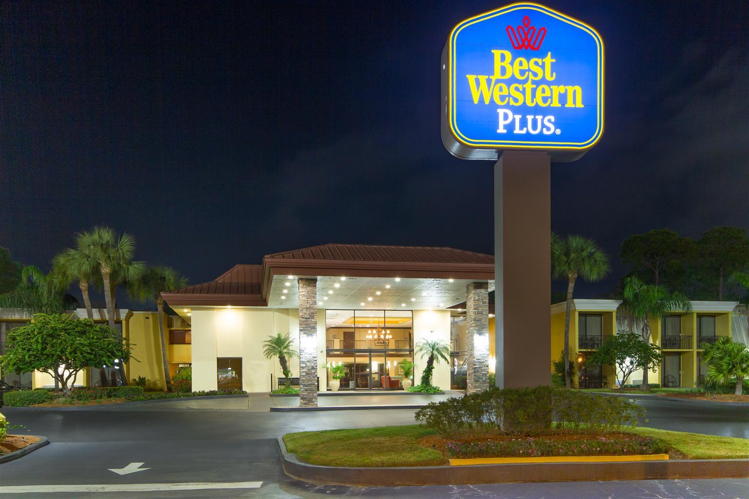 Best Western International Speedway Hotel Дейтона-Бич Экстерьер фото