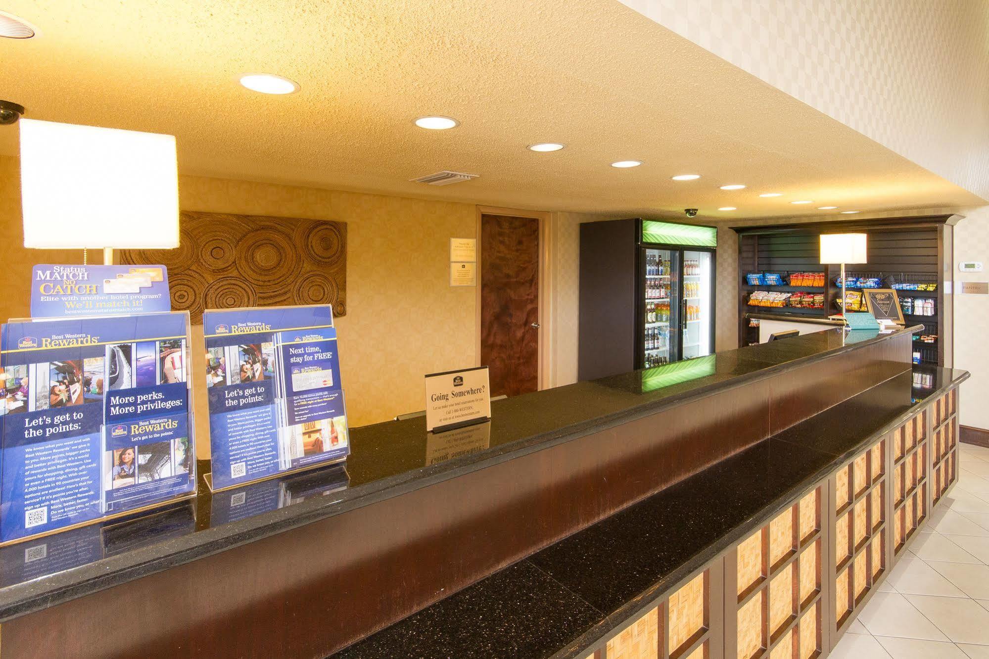 Best Western International Speedway Hotel Дейтона-Бич Экстерьер фото